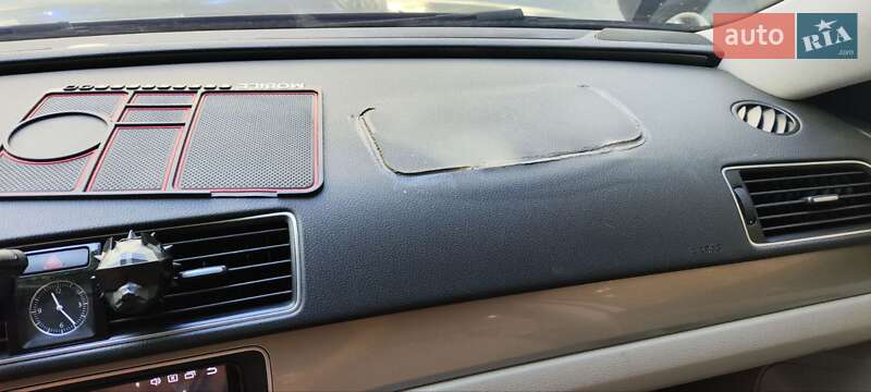 Седан Volkswagen Passat 2013 в Киеве