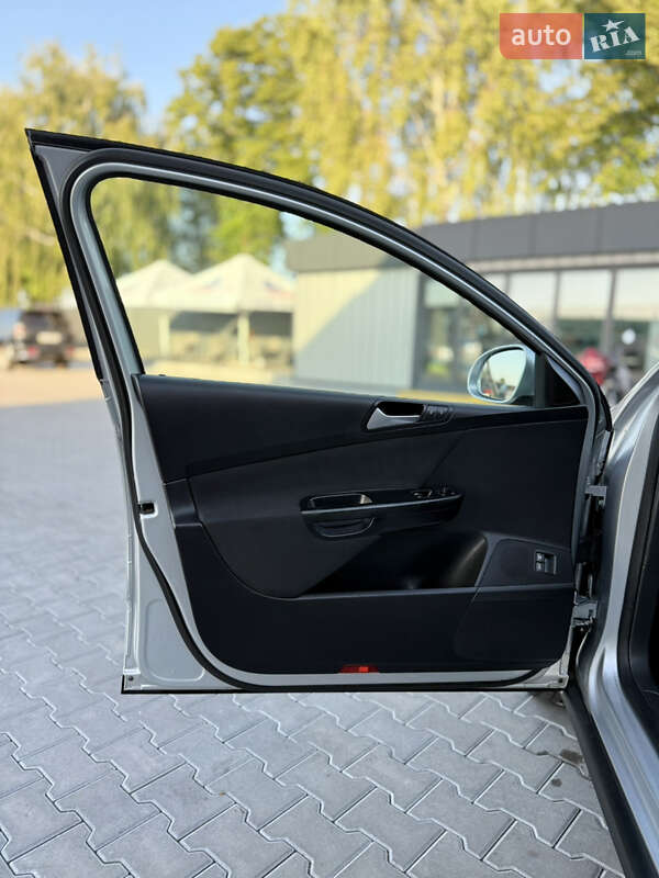 Универсал Volkswagen Passat 2009 в Владимире