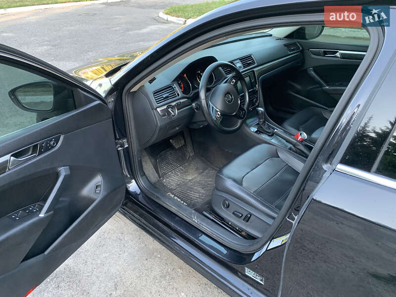 Седан Volkswagen Passat 2017 в Лубнах