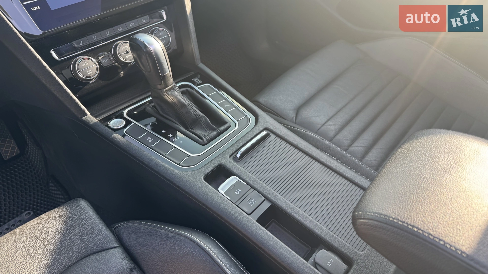 2020 Volkswagen Passat - мініатюра 41