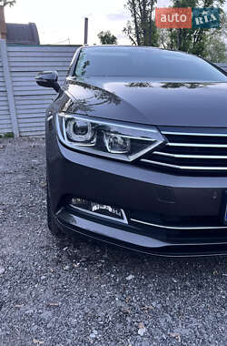 Универсал Volkswagen Passat 2016 в Кривом Роге