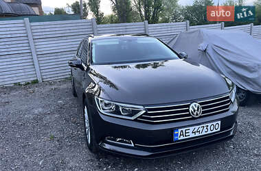 Универсал Volkswagen Passat 2016 в Кривом Роге