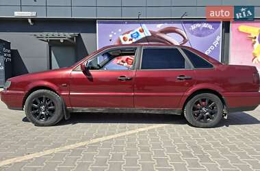 Седан Volkswagen Passat 1995 в Збаражі