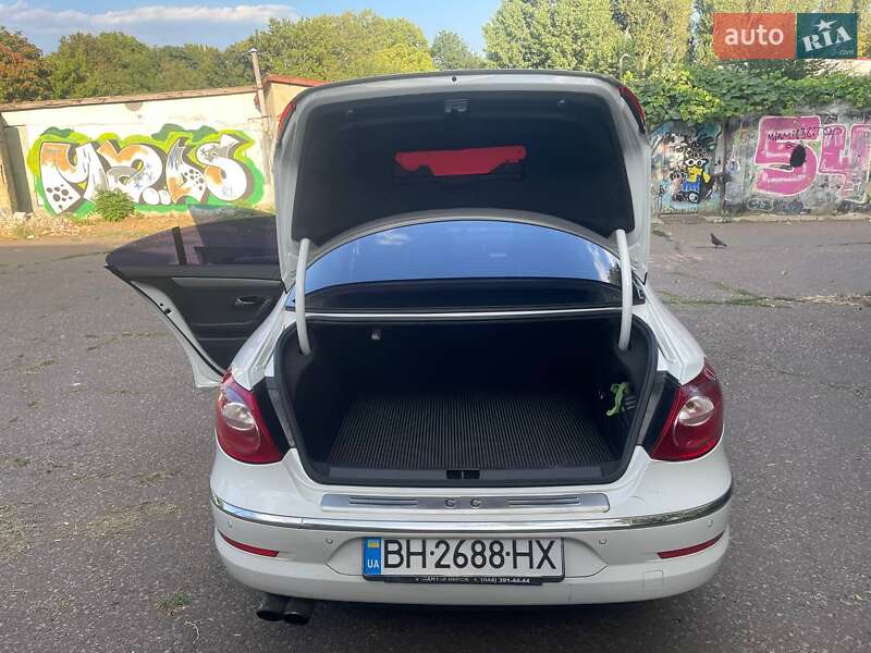Седан Volkswagen Passat 2011 в Одессе фото 3 Седан Volkswagen Passat 2011 в Одессе