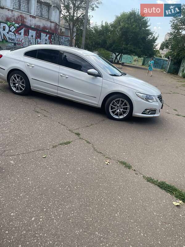 Седан Volkswagen Passat 2011 в Одессе фото 5 Седан Volkswagen Passat 2011 в Одессе
