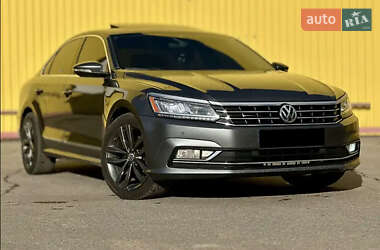Седан Volkswagen Passat 2017 в Тернополі