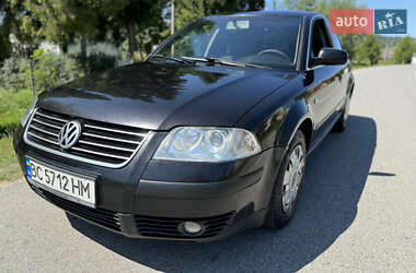 Седан Volkswagen Passat 2001 в Львове