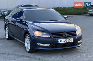 Седан Volkswagen Passat 2015 в Днепре