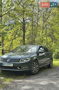 Седан Volkswagen Passat 2011 в Богородчанах