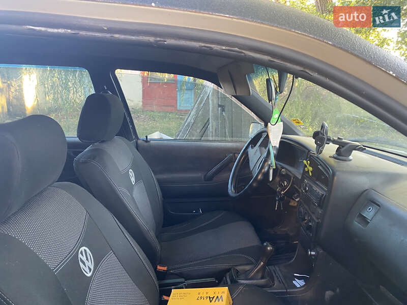 Універсал Volkswagen Passat 1991 в Лозовій