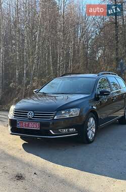 Универсал Volkswagen Passat 2012 в Житомире