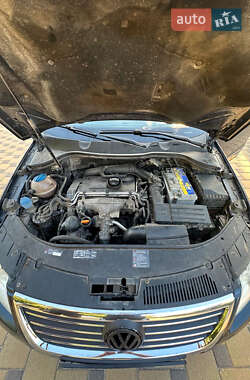 Универсал Volkswagen Passat 2006 в Запорожье