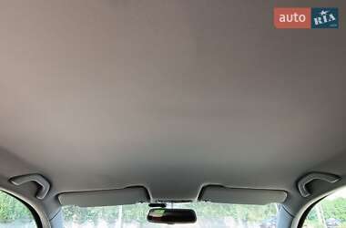 Седан Volkswagen Passat 2001 в 