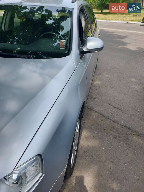 Универсал Volkswagen Passat 2009 в Кременчуге