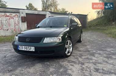 Універсал Volkswagen Passat 1980 в Києві