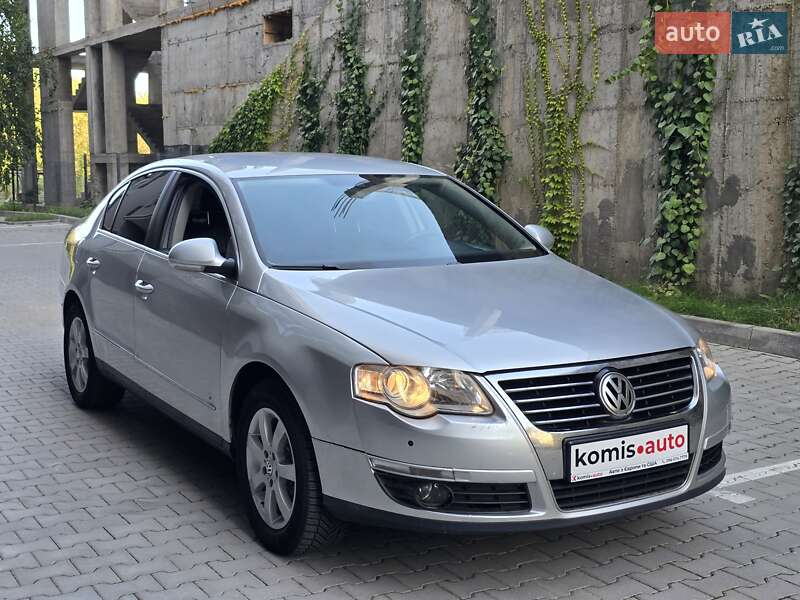Седан Volkswagen Passat 2008 в Хмельницком