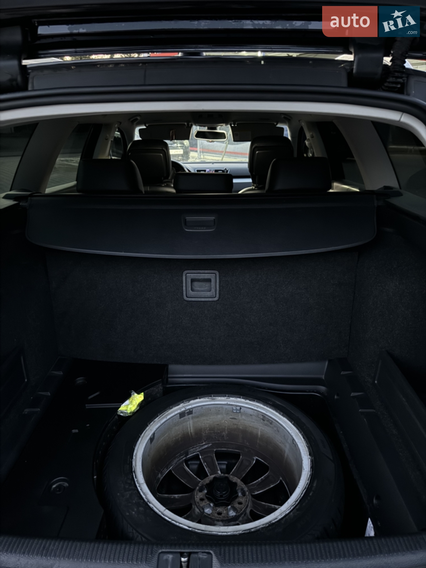 2010 Volkswagen Passat - мініатюра 17