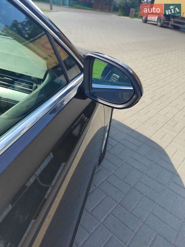 Універсал Volkswagen Passat 2015 в Житомирі