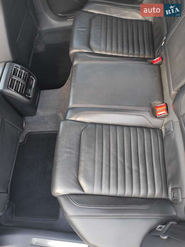 Універсал Volkswagen Passat 2015 в Житомирі