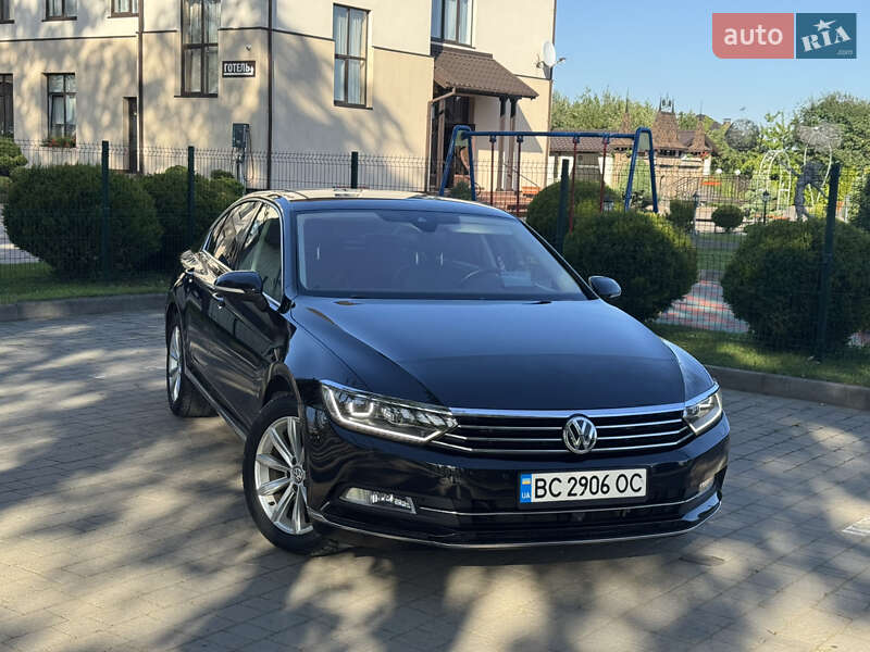 Седан Volkswagen Passat 2016 в Стрию