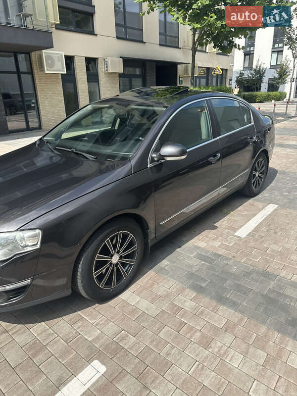 Седан Volkswagen Passat 2007 в Киеве фото 23 Седан Volkswagen Passat 2007 в Киеве
