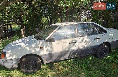 Седан Volkswagen Passat 1991 в Києві