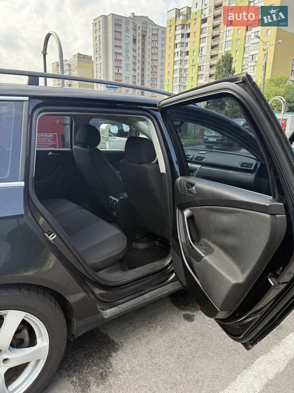 Универсал Volkswagen Passat 2005 в Киеве фото 26 Универсал Volkswagen Passat 2005 в Киеве