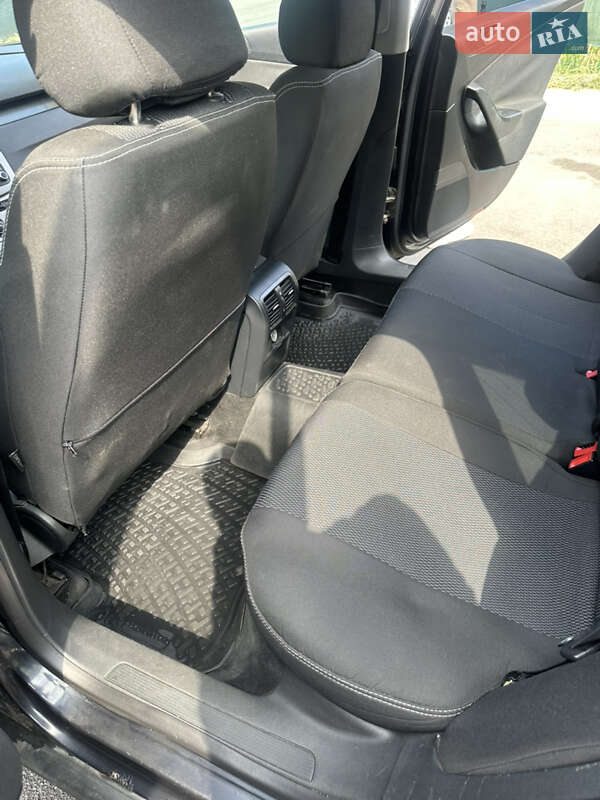 Универсал Volkswagen Passat 2005 в Киеве фото 34 Универсал Volkswagen Passat 2005 в Киеве