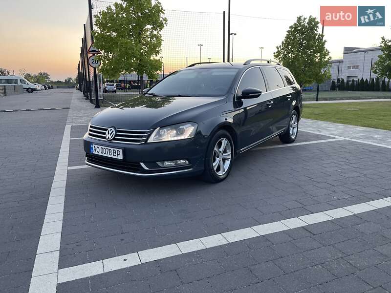 Volkswagen Passat 2011