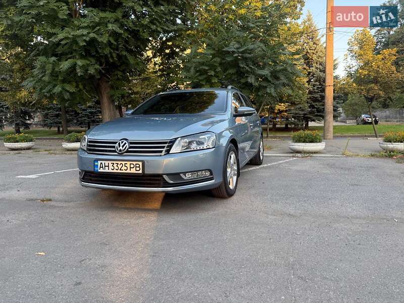 Универсал Volkswagen Passat 2012 в Днепре