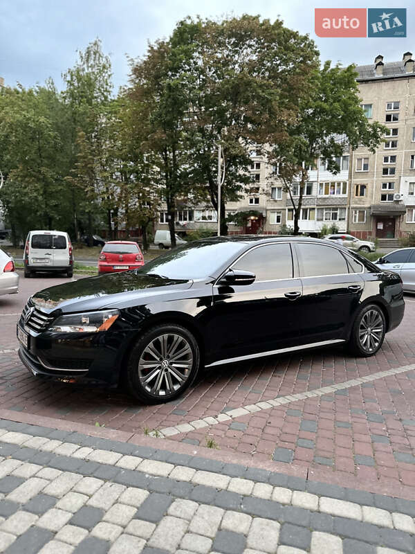 Volkswagen Passat 2011