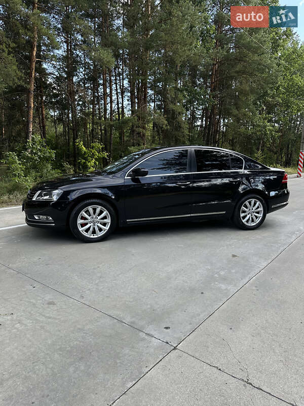 Volkswagen Passat 2011