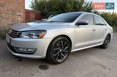 Седан Volkswagen Passat 2013 в Чернігові