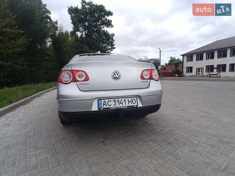 Седан Volkswagen Passat 2006 в Ковелі