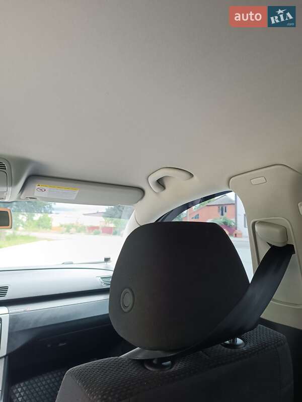 Седан Volkswagen Passat 2006 в Ковелі