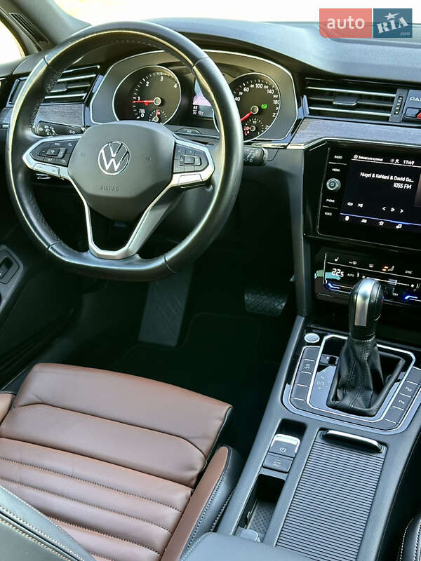 Универсал Volkswagen Passat 2021 в Умани фото 39 Универсал Volkswagen Passat 2021 в Умани