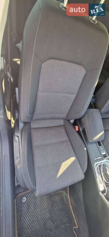 Универсал Volkswagen Passat 2015 в Луцке