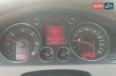 Універсал Volkswagen Passat 2005 в Краматорську