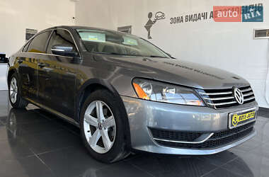 Седан Volkswagen Passat 2012 в Шептицькому