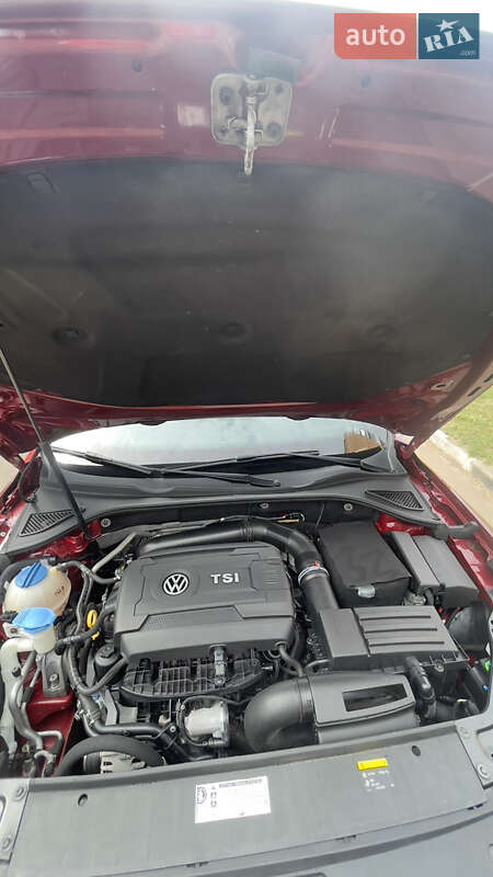 Седан Volkswagen Passat 2016 в Сумах