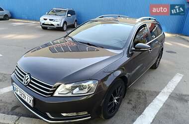 Универсал Volkswagen Passat 2012 в 