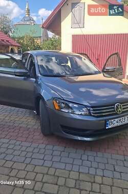 Седан Volkswagen Passat 2015 в Львове