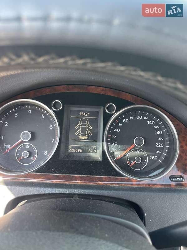 Универсал Volkswagen Passat 2008 в Ярмолинцах