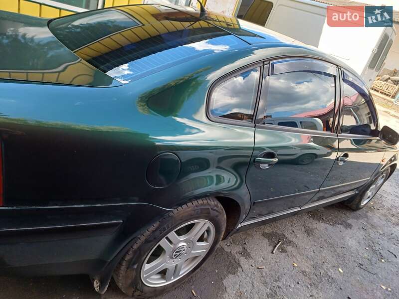 Седан Volkswagen Passat 1997 в Кам'янець-Подільському