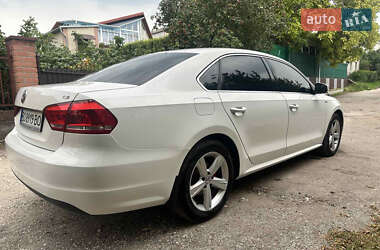 Седан Volkswagen Passat 2014 в Тернополе