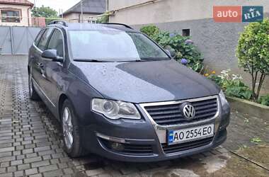 Універсал Volkswagen Passat 2009 в Мукачевому
