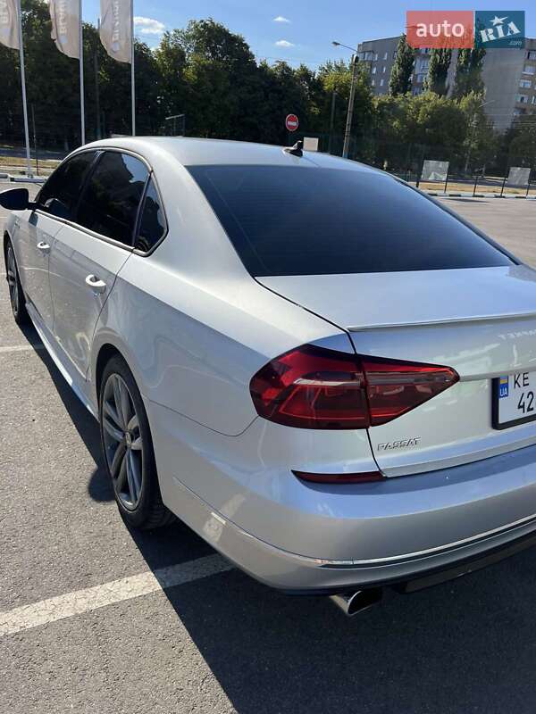 Седан Volkswagen Passat 2018 в Кривому Розі