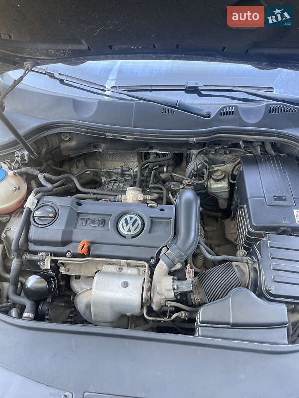 Седан Volkswagen Passat 2011 в Львове фото 10 Седан Volkswagen Passat 2011 в Львове