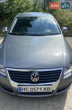 Седан Volkswagen Passat 2007 в Дрогобичі