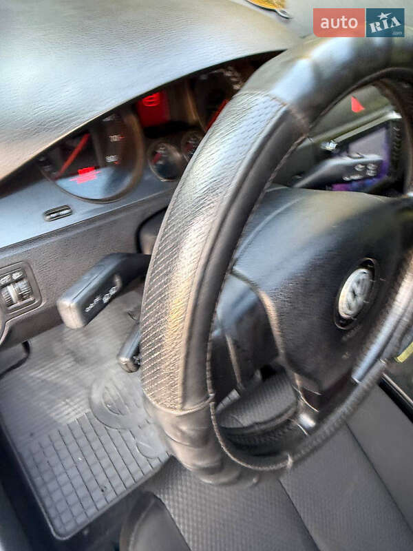 Універсал Volkswagen Passat 2006 в Гайвороні